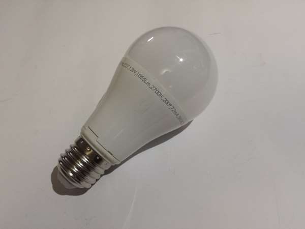 E27 / A60 /12W / Dimmable